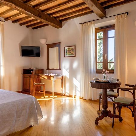 Hotel La Pace Asciano Esterno foto