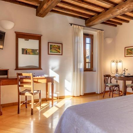 Hotel La Pace Asciano Esterno foto