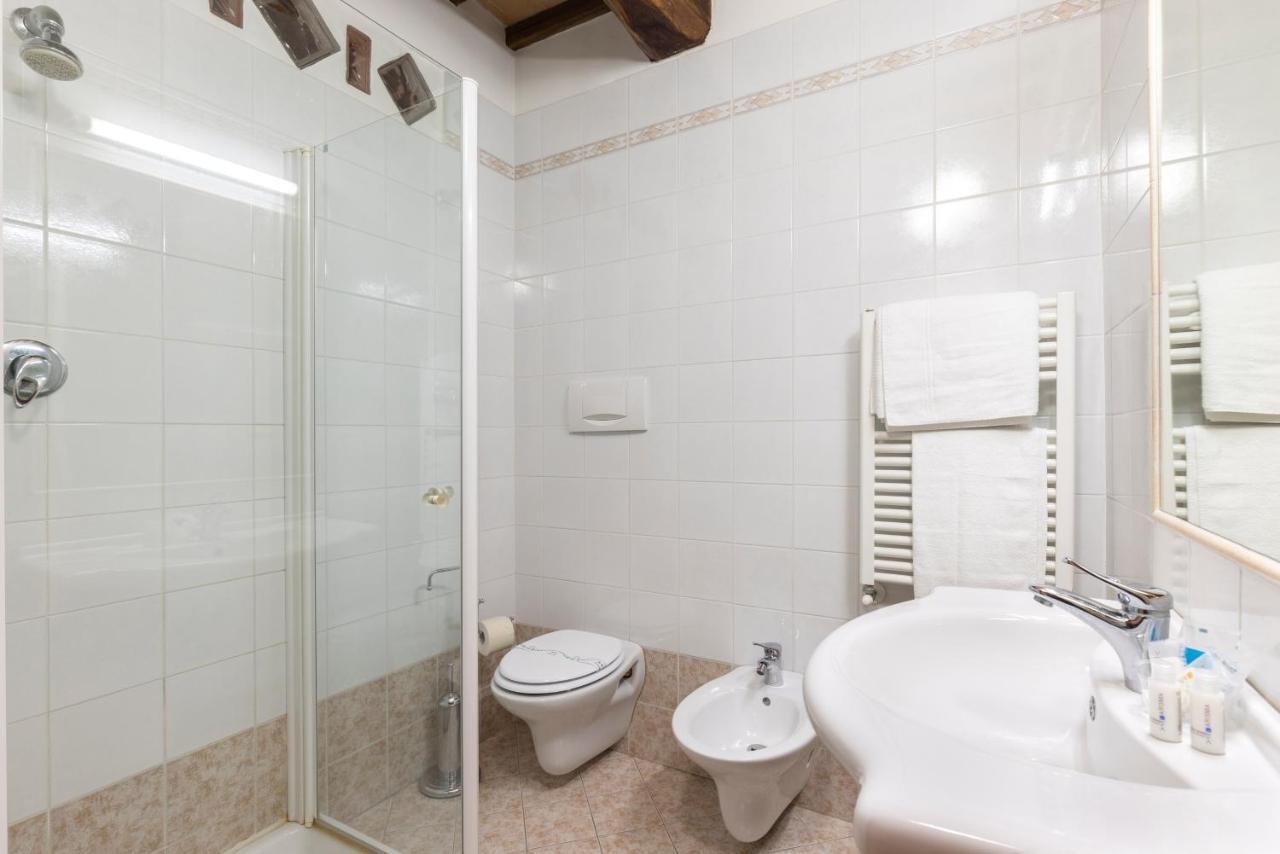 Hotel La Pace Asciano Esterno foto