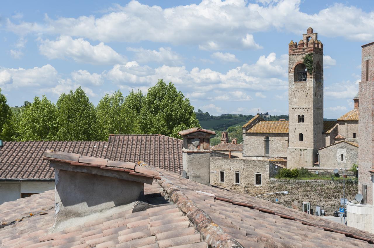 Hotel La Pace Asciano Esterno foto
